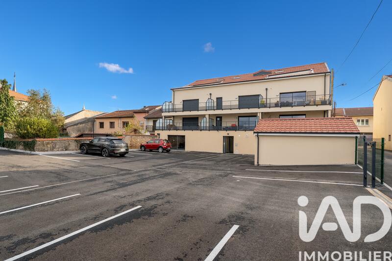 Appartement - 80 m² - 3 pièces