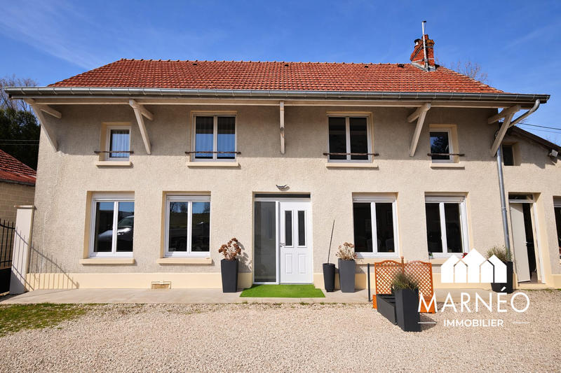 Maison ancienne - 192 m² - 6 pièces