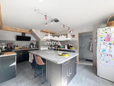 Maison - 168 m² - 6 pièces