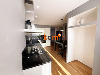 Appartement - 80 m² - 3 pièces