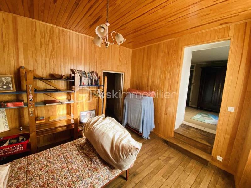 Maison en pierre - 1 638 m² - 10 pièces