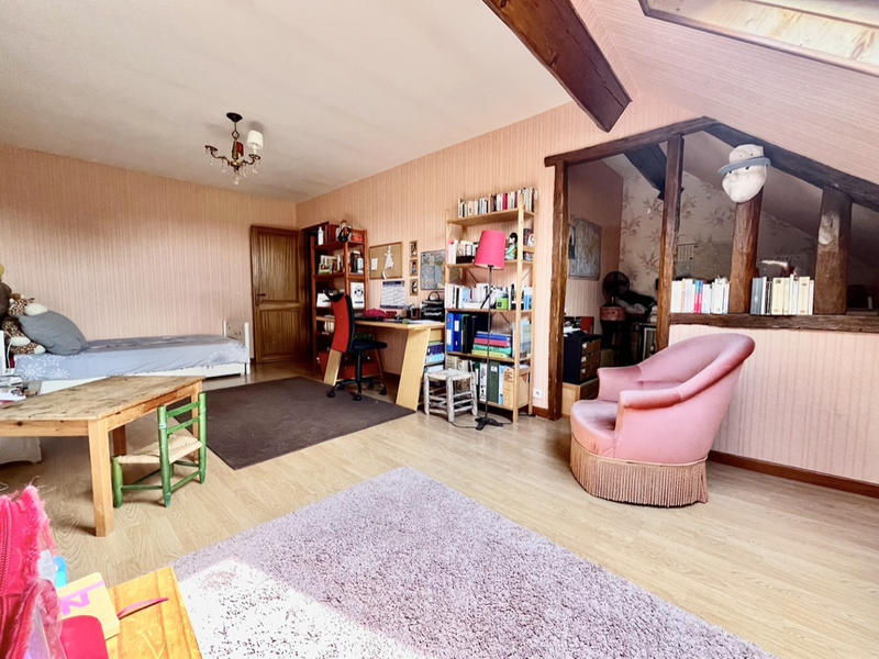 Maison - 144 m² - 5 pièces