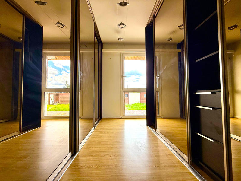 Maison - 300 m² - 10 pièces