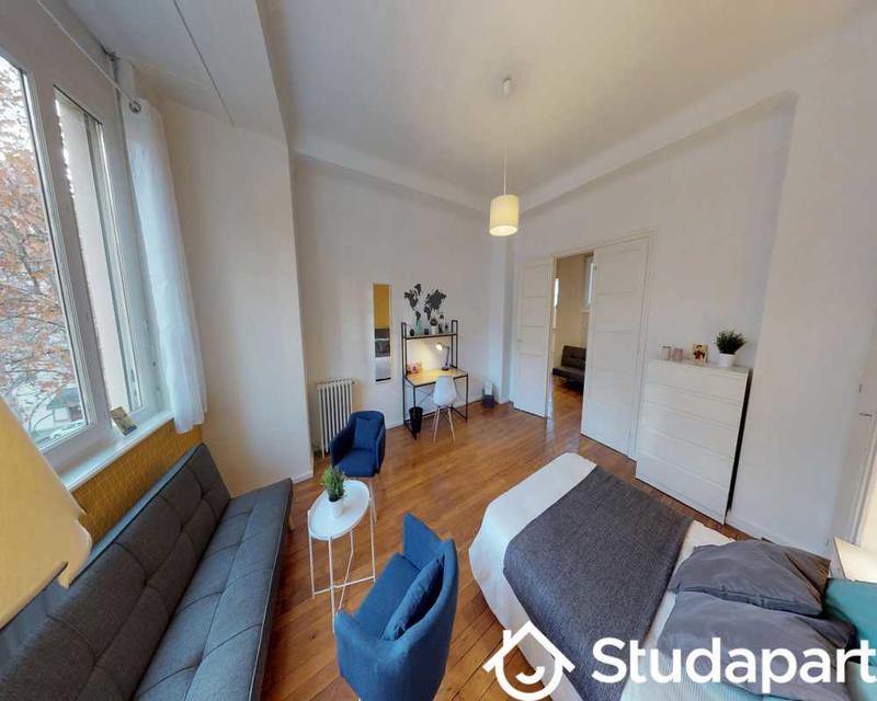 Chambre - 110 m² - 1 pièce