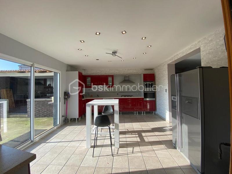 Maison de ville - 1 149 m² - 7 pièces