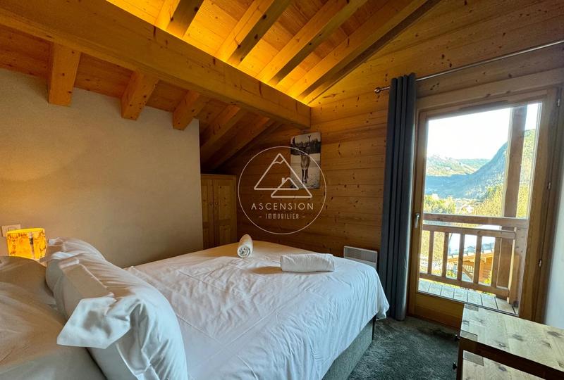 Châlet - 185 m² - 6 pièces