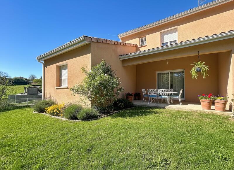 Maison - 103 m² - 4 pièces