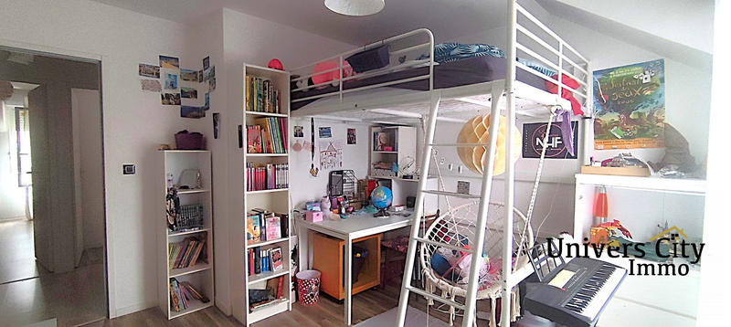 Maison - 84 m² - 5 pièces