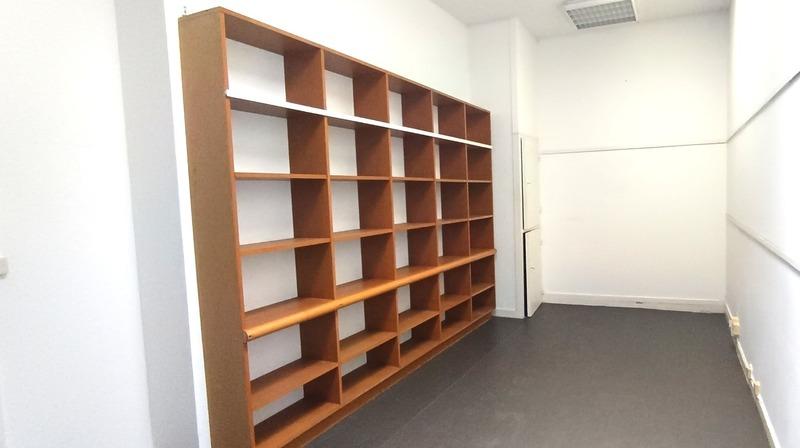 Bureau - 96 m² - 8 pièces