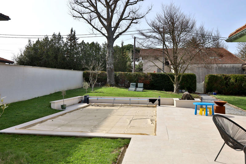 Maison - 168 m² - 6 pièces