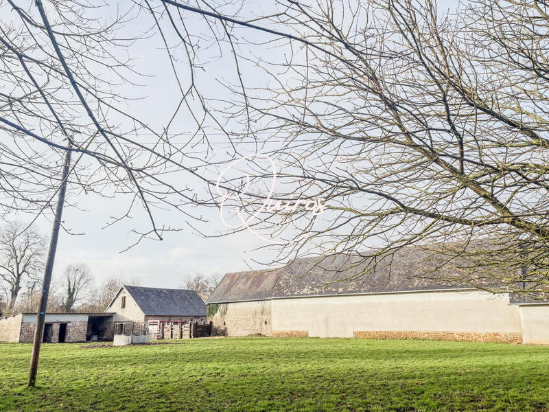 Maison - 230 m² - 7 pièces