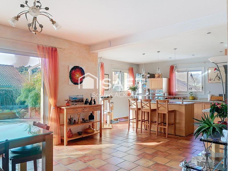 Maison - 150 m² - 6 pièces