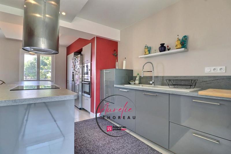 Maison - 150 m² - 8 pièces