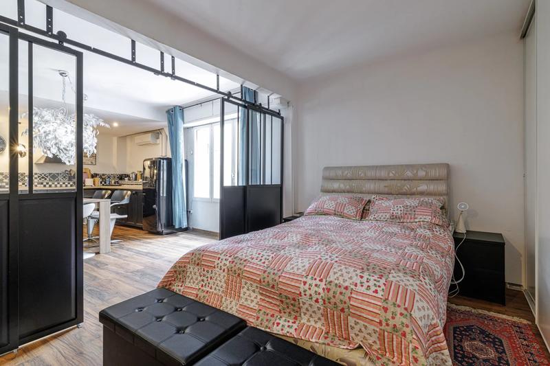 Appartement - 100 m² - 3 pièces