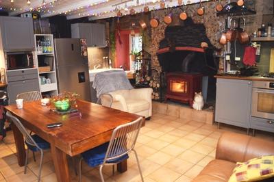 Maison - 171 m² - 9 pièces