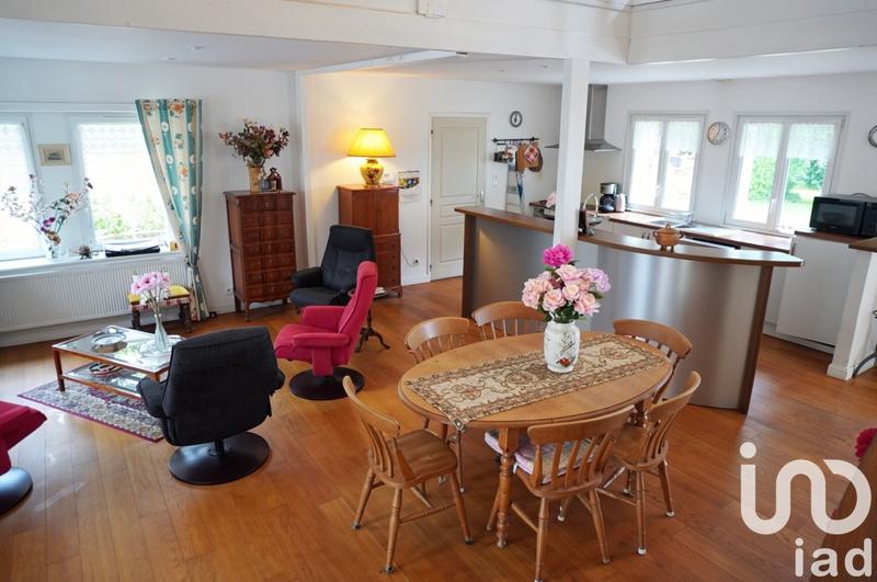 Maison - 168 m² - 8 pièces