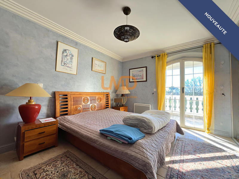 Villa - 286 m² - 7 pièces