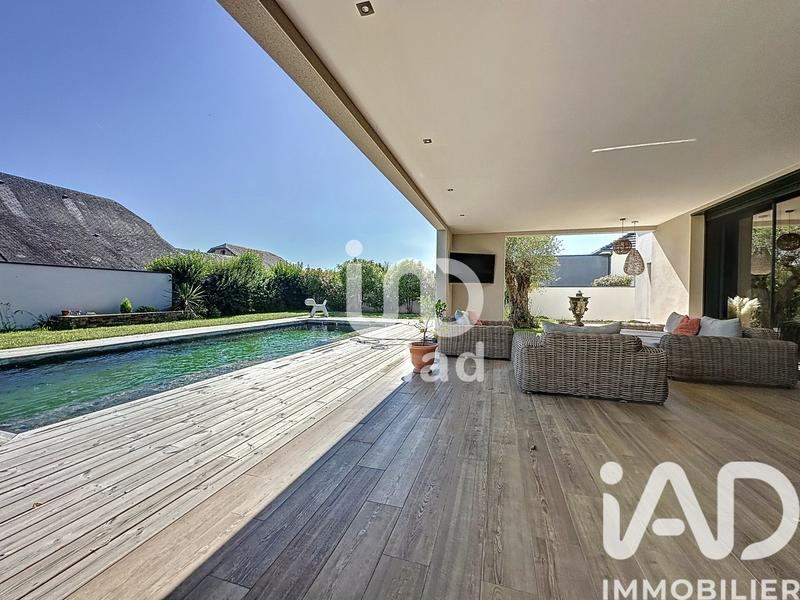 Maison de maîtres - 245 m² - 5 pièces