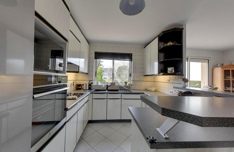 Maison - 165 m² - 7 pièces