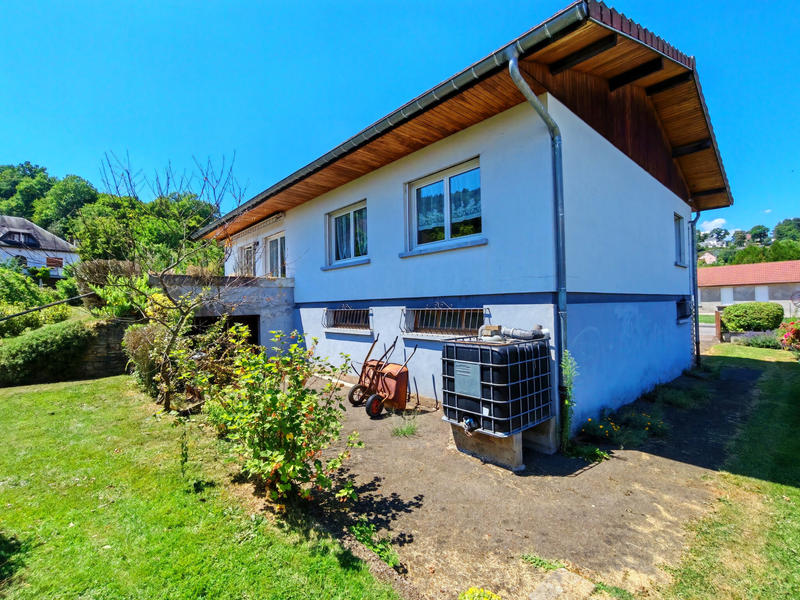 Maison - 121 m² - 6 pièces