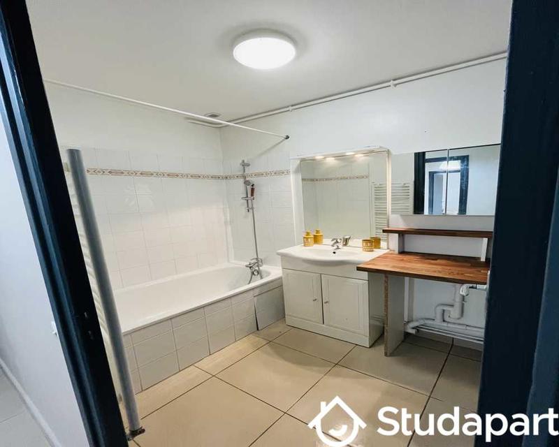 Chambre - 40 m² - 1 pièce