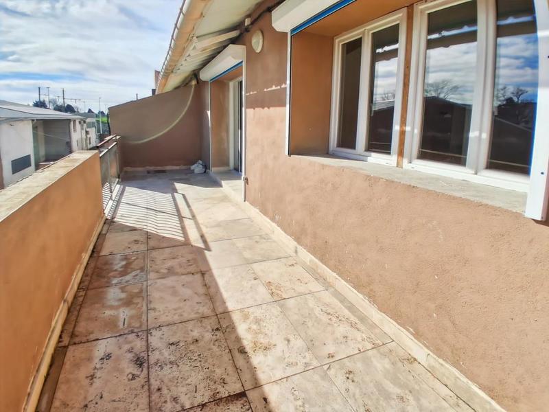 Maison - 536 m² - 6 pièces