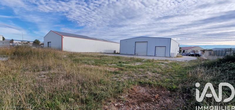 Maison - 665 m² - 5 pièces