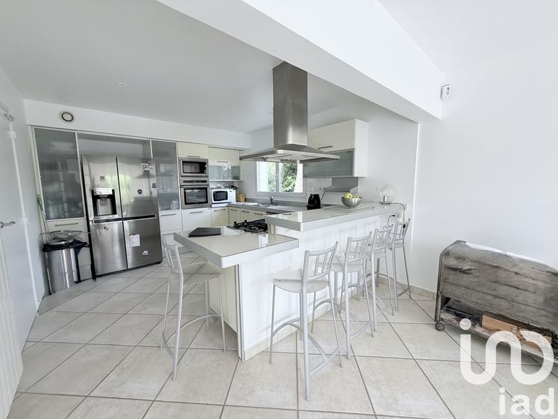 Maison - 183 m² - 7 pièces