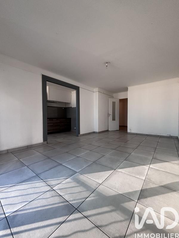 Appartement - 92 m² - 4 pièces