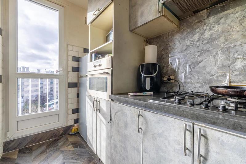 Studio - 30 m² - 1 pièce