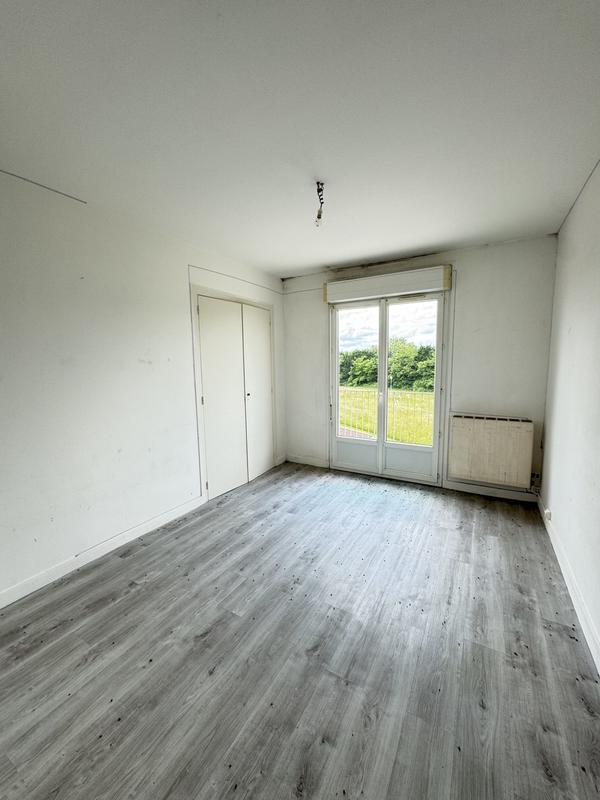 Appartement - 92 m² - 5 pièces