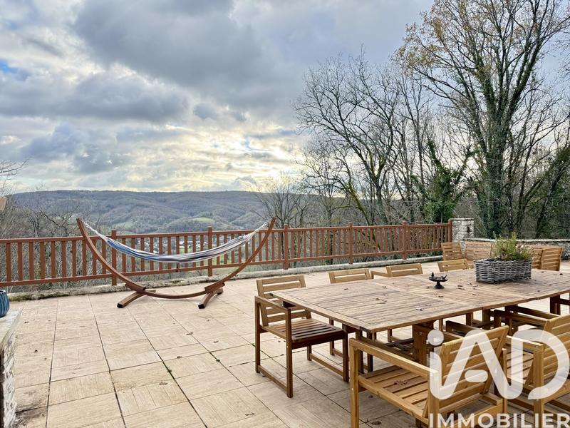 Maison - 83 m² - 5 pièces