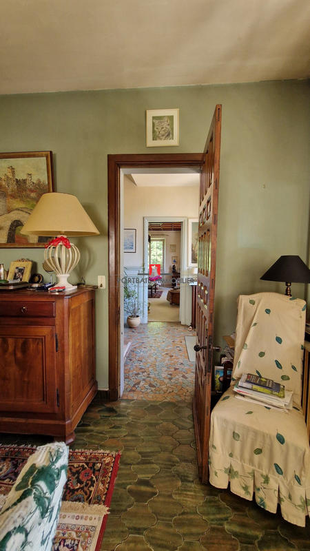 Maison - 354 m² - 10 pièces