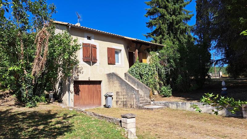 Maison traditionnelle - 85 m² - 4 pièces