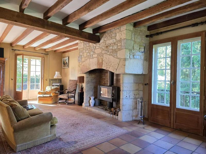 Maison - 235 m² - 4 pièces