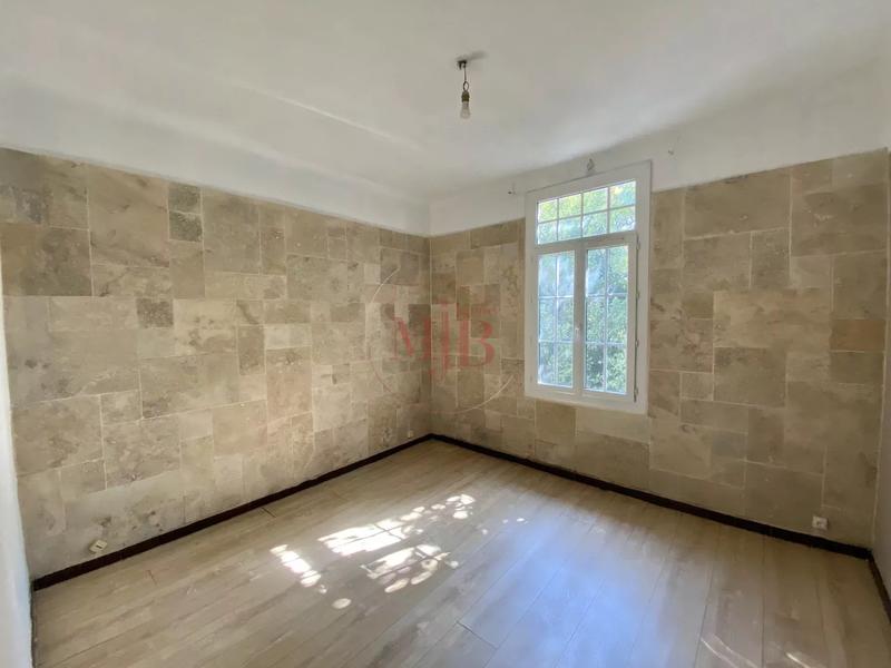 Villa - 150 m² - 6 pièces