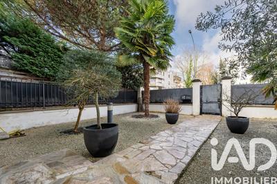 Appartement - 136 m² - 3 pièces