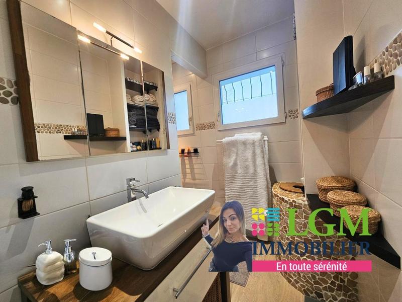 Maison - 85 m² - 3 pièces