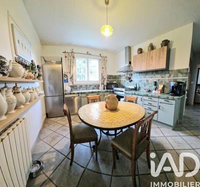 Maison - 189 m² - 6 pièces