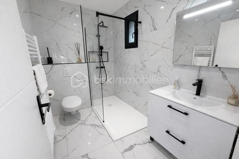 Maison - 123 m² - 5 pièces