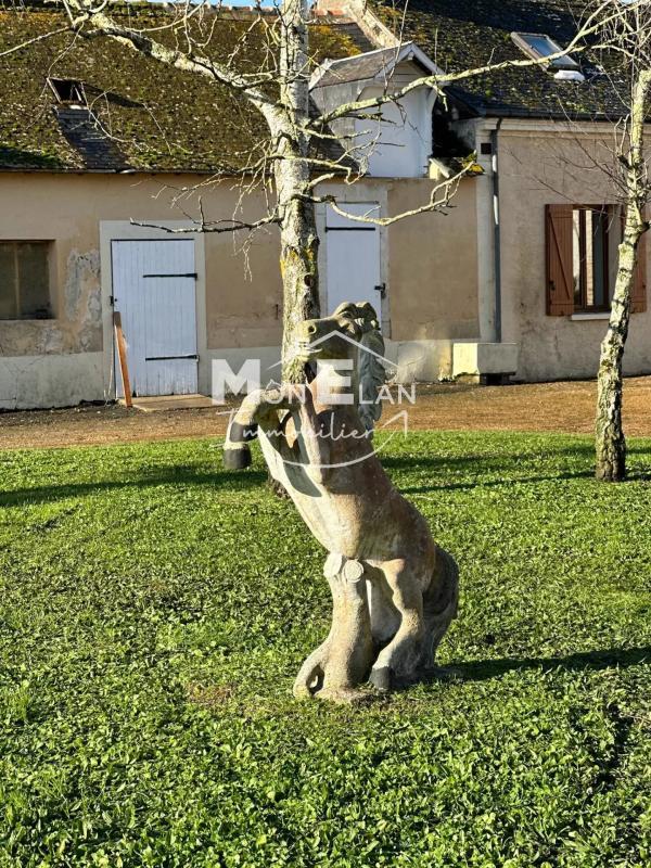 Maison - 420 m² - 10 pièces