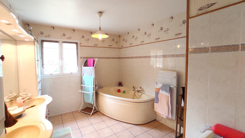 Maison - 155 m² - 4 pièces