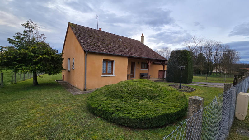 Maison - 92 m² - 5 pièces