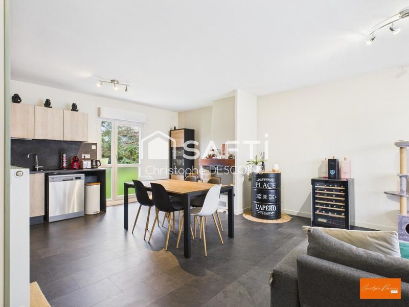 Maison - 85 m² - 5 pièces