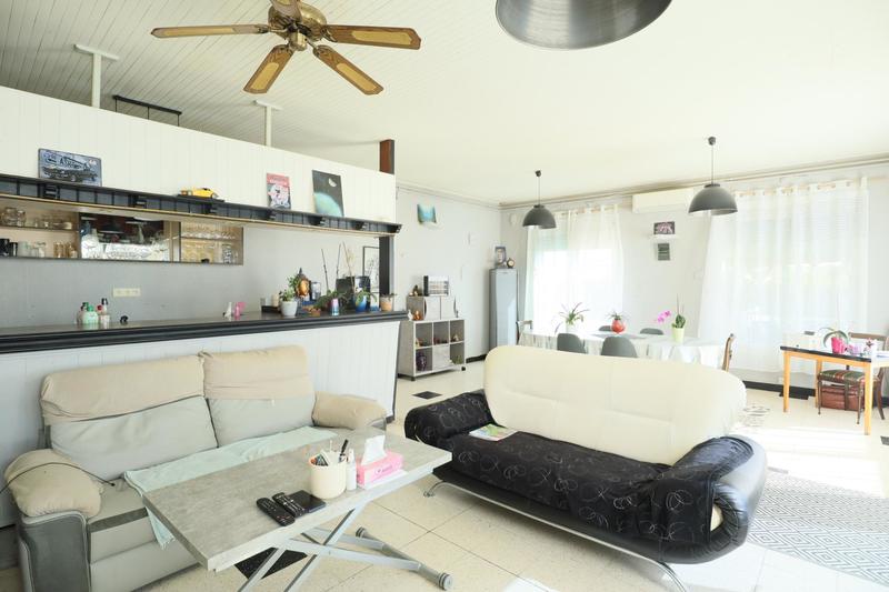 Maison - 188 m² - 8 pièces