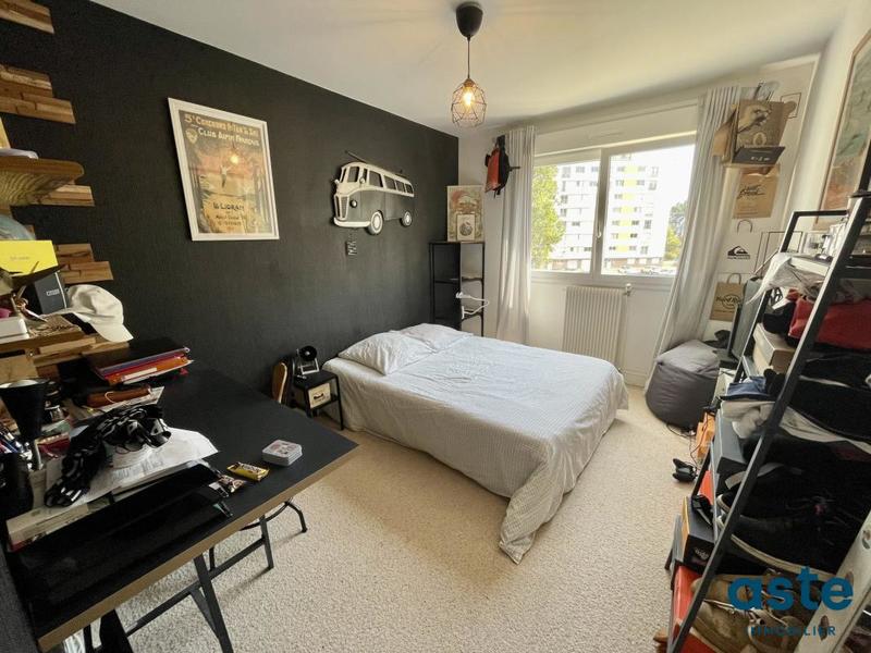 Appartement - 104 m² - 5 pièces