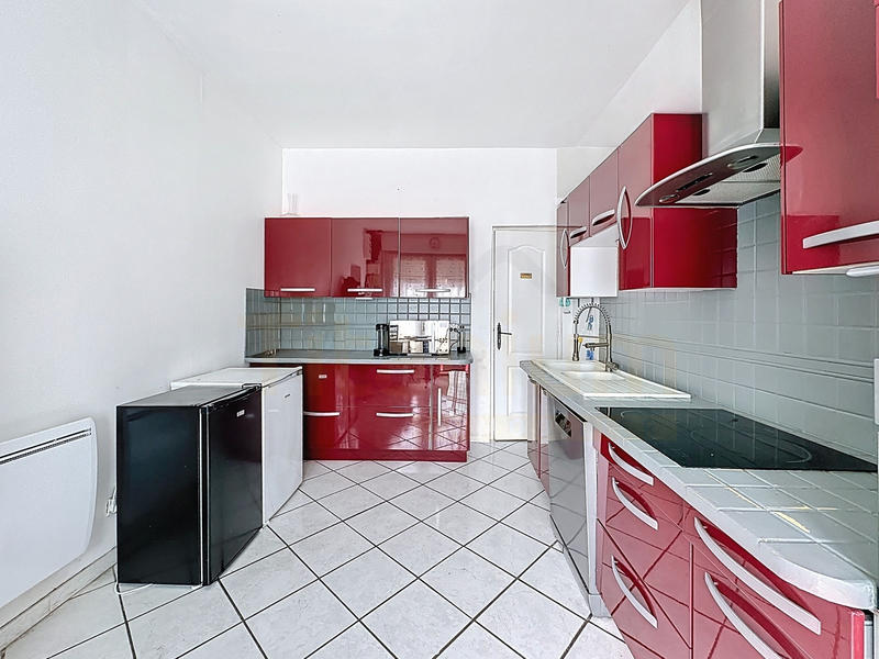 Maison - 96 m² - 3 pièces