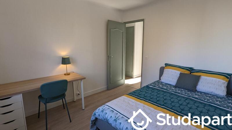 Chambre - 9 m² - 1 pièce