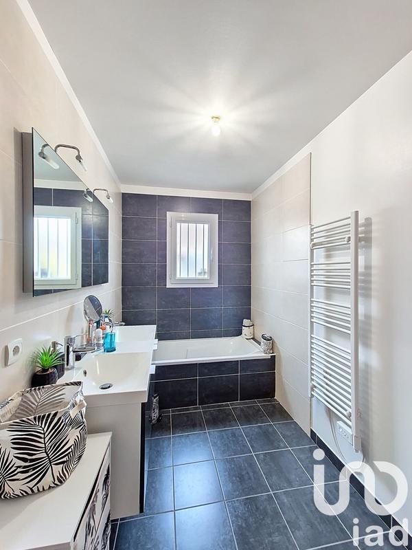 Maison - 127 m² - 5 pièces