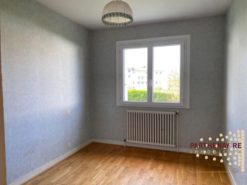 Maison - 92 m² - 4 pièces